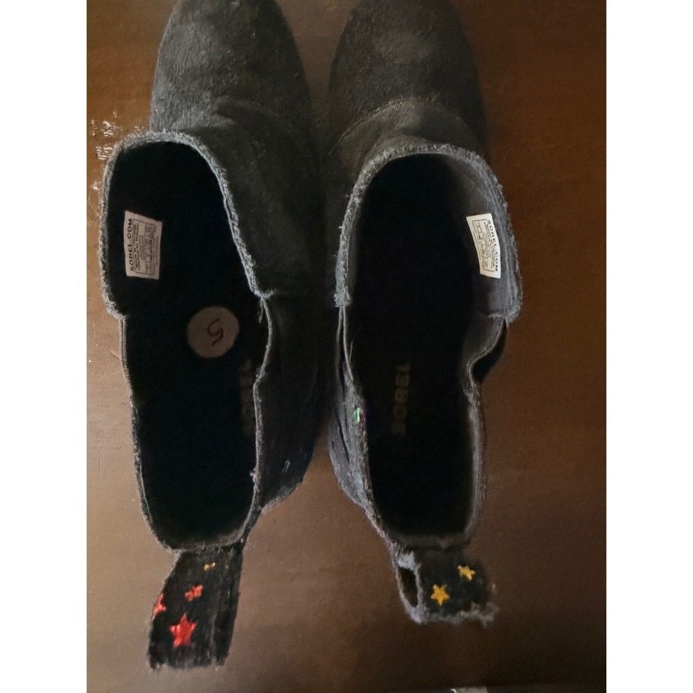 Sorel Kids Emelie Chelsea Boots Black Suede Rainbow Foil Stars NY3880-010 Size 5 - Picture 4 of 7